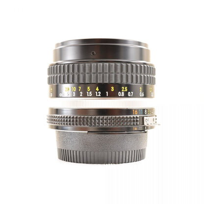 【中古】Nikon Ai-S NIKKOR 50mm F1.4 単焦点 カメラレンズ 交換レンズ ニコン S/N:5256114