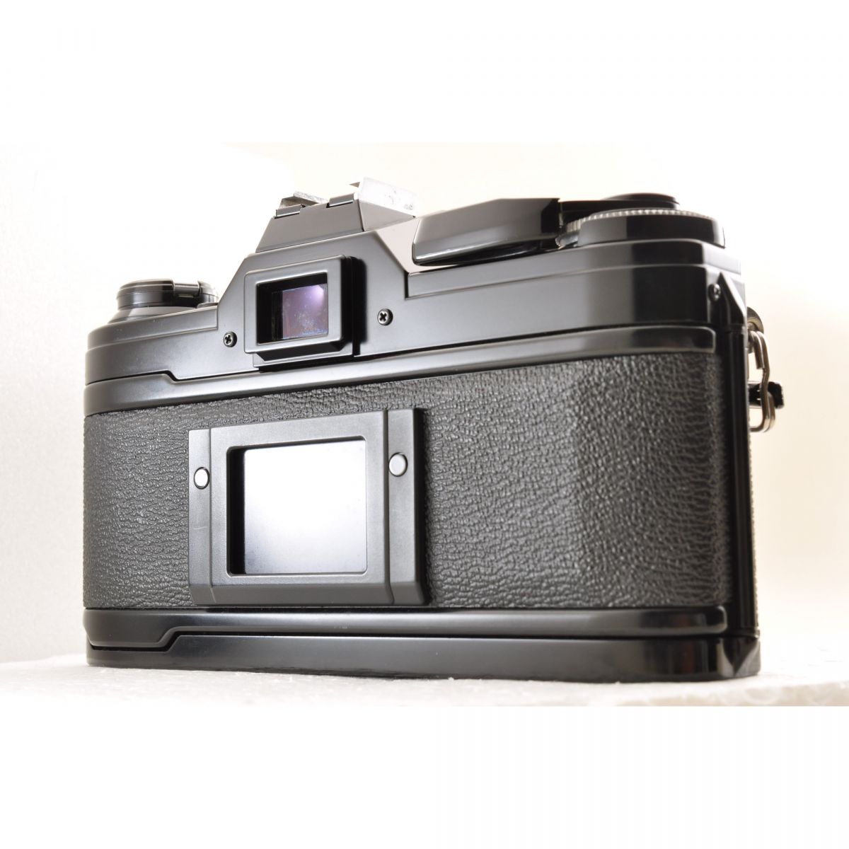 【中古】Canon AE-1 ブラック 一眼レフ フィルムカメラ New FD 35-105mm f3.5 マクロ ズームレンズ セット キヤノン S/N:5092284