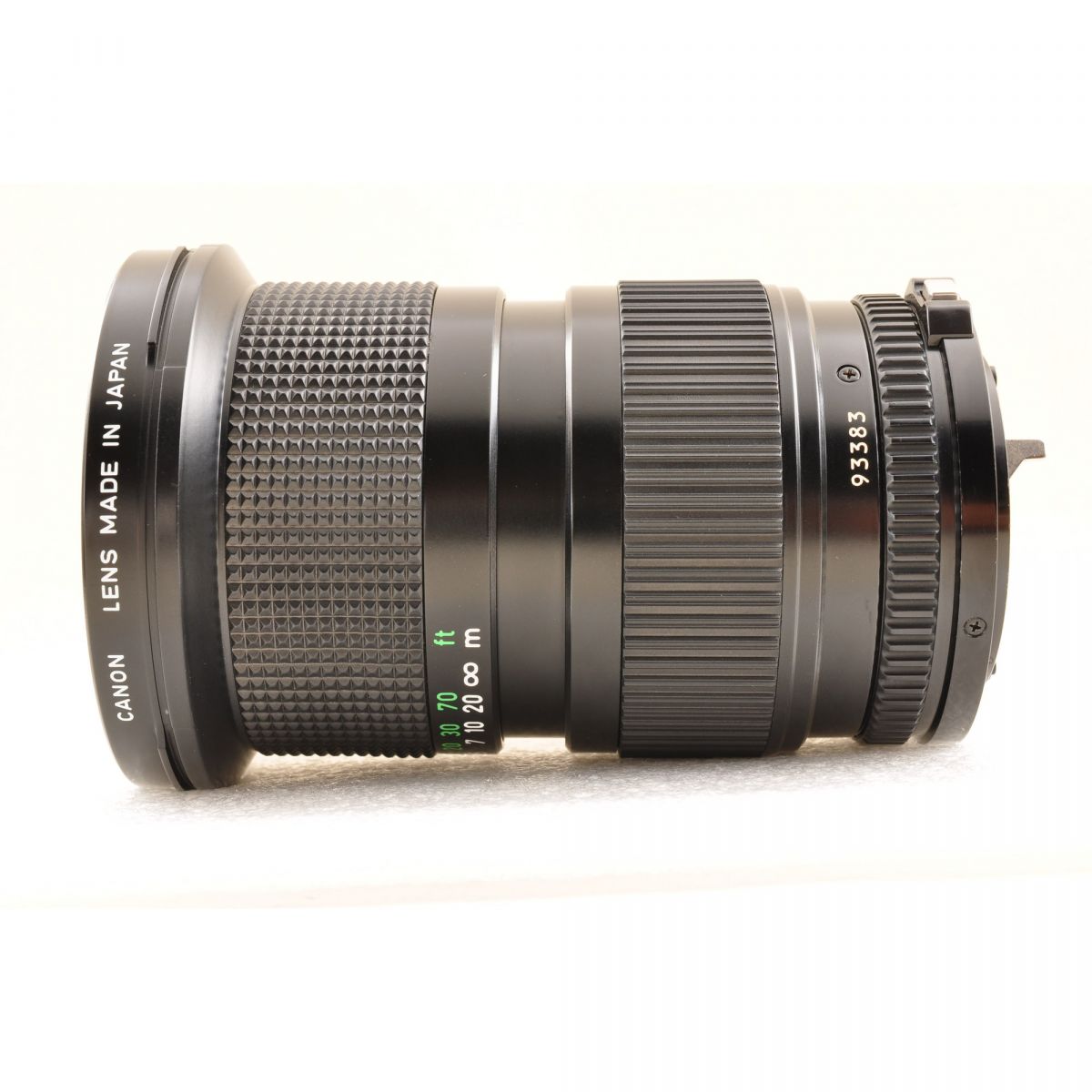 【中古】Canon AE-1 ブラック 一眼レフ フィルムカメラ New FD 35-105mm f3.5 マクロ ズームレンズ セット キヤノン S/N:5092284