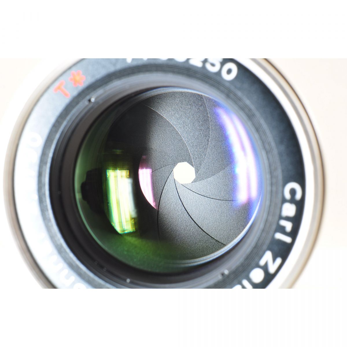 【中古】CONTAX Carl Zeiss Sonnar 90mm F2.8 T* G1G2用 フード、キャップ付き 単焦点 カメラレンズ 交換レンズ コンタックス S/N:7705250