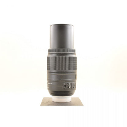 【中古】Nikon AF-S DX 55-300mm f/4.5-5.6G ED VR フード付 ニコン S/N: 2565839
