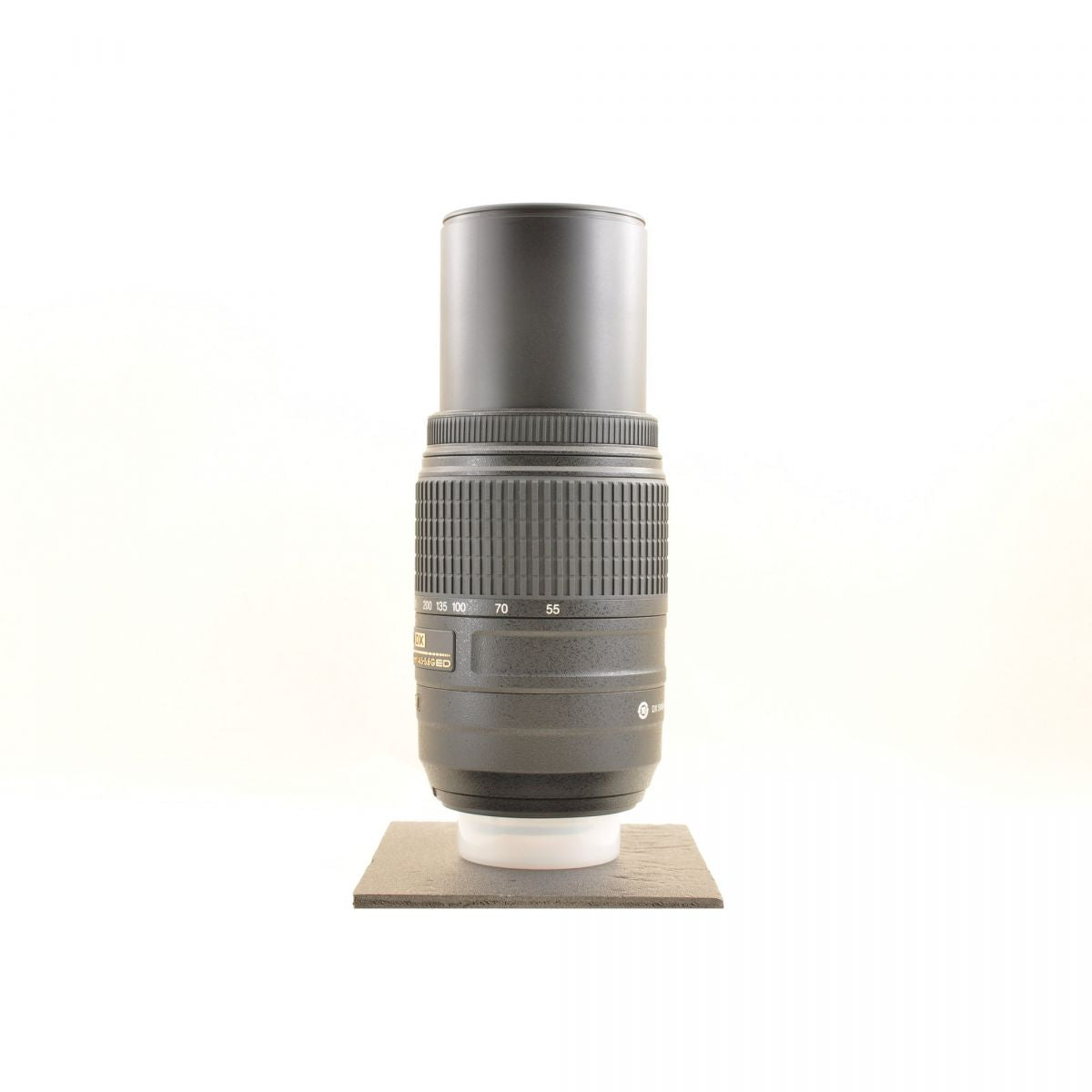 【中古】Nikon AF-S DX 55-300mm f/4.5-5.6G ED VR フード付 ニコン S/N: 2565839