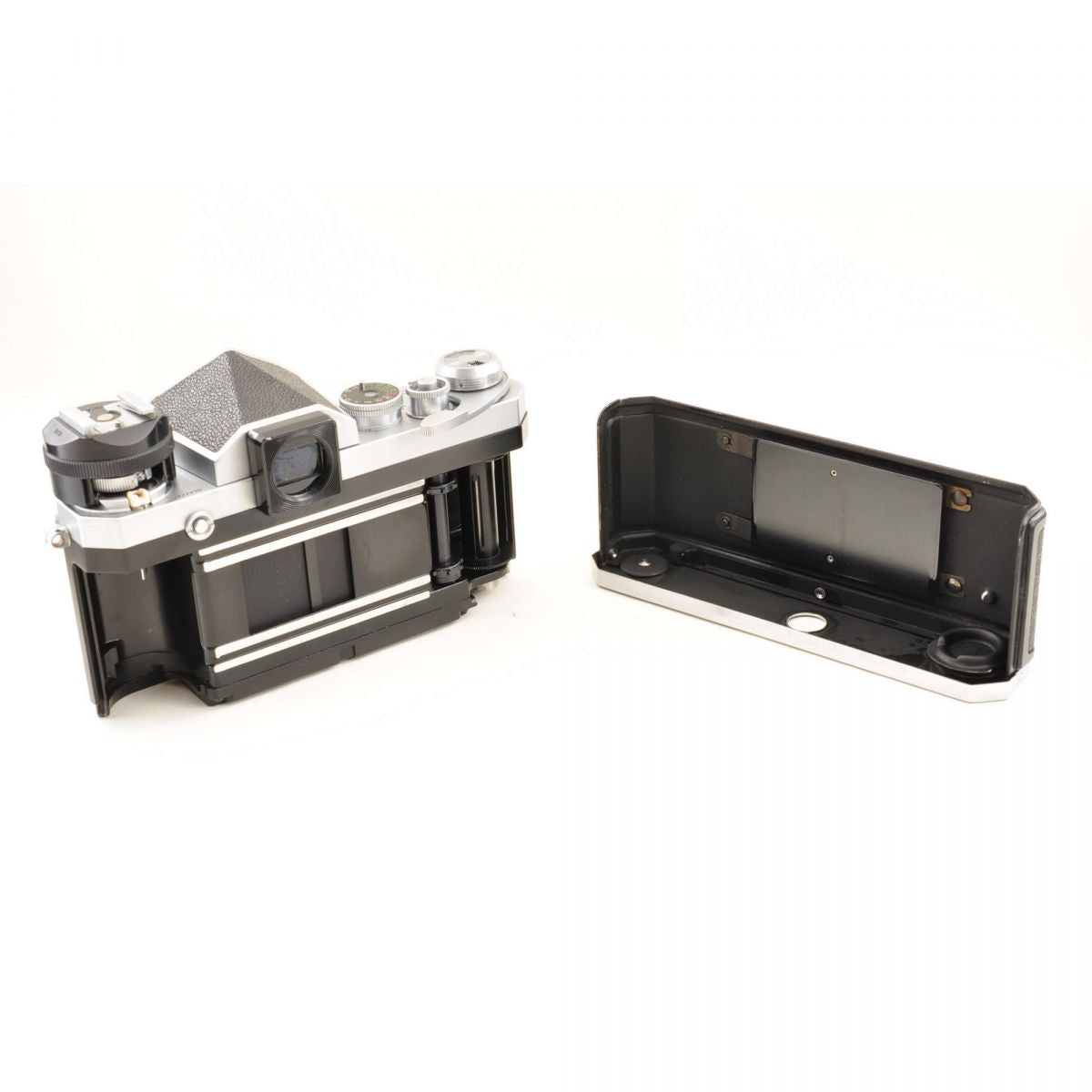 【中古】Nikon F アイレベル シルバー 35mm 一眼レフ フィルムカメラ ニコン S/N: 7277290