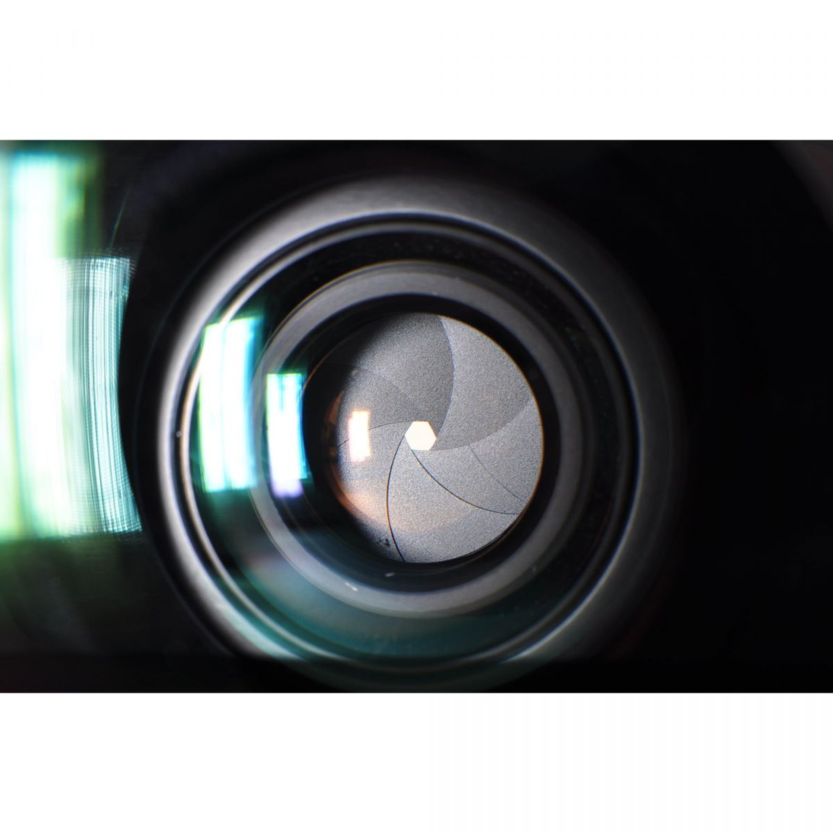 【中古】Canon New FD 24mm f/2.8 広角 単焦点レンズ キャノン S/N: 76022