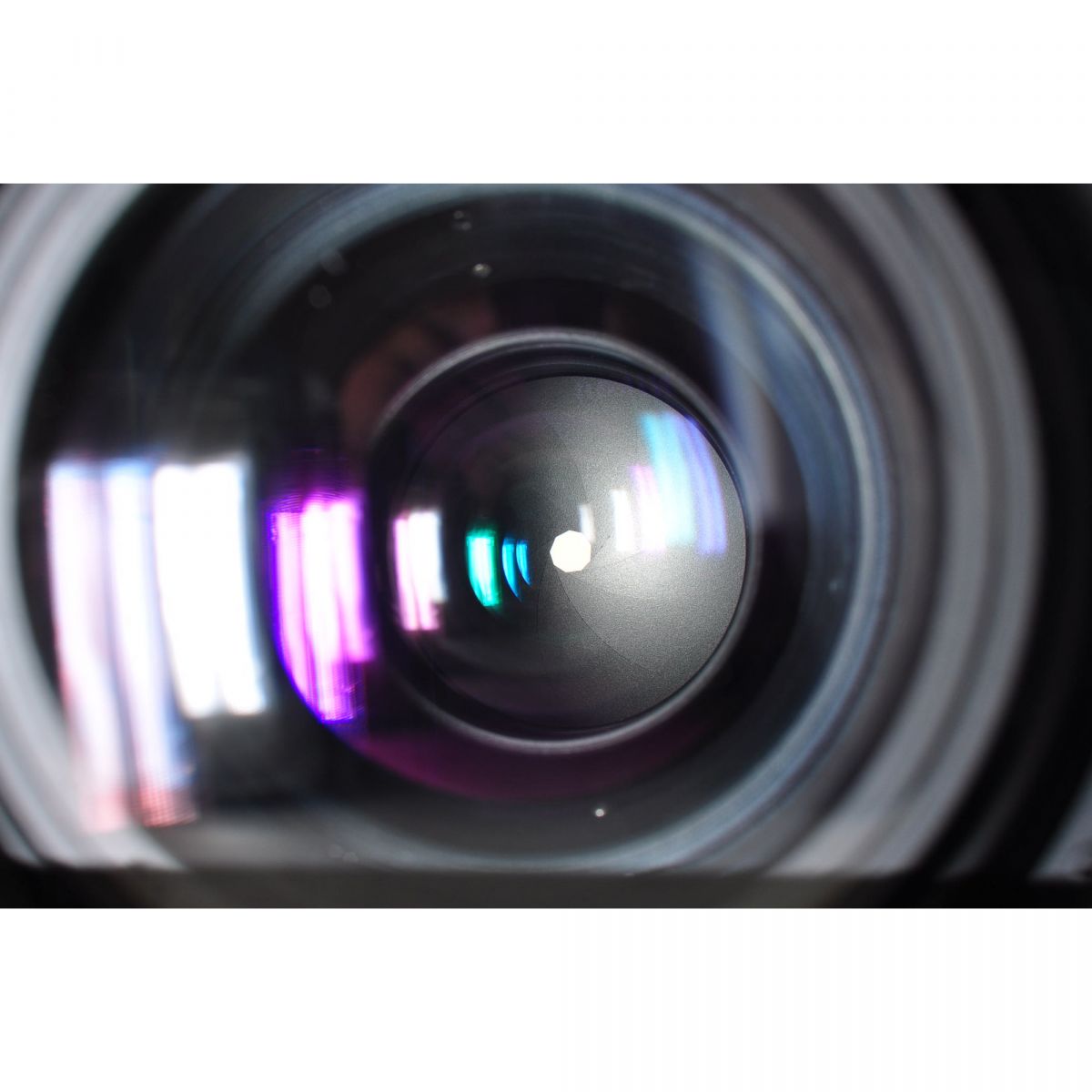 【中古】Nikon AF Nikkor 80-200mm F2.8 ED ズーム カメラレンズ 交換レンズ ニコン S/N:205855