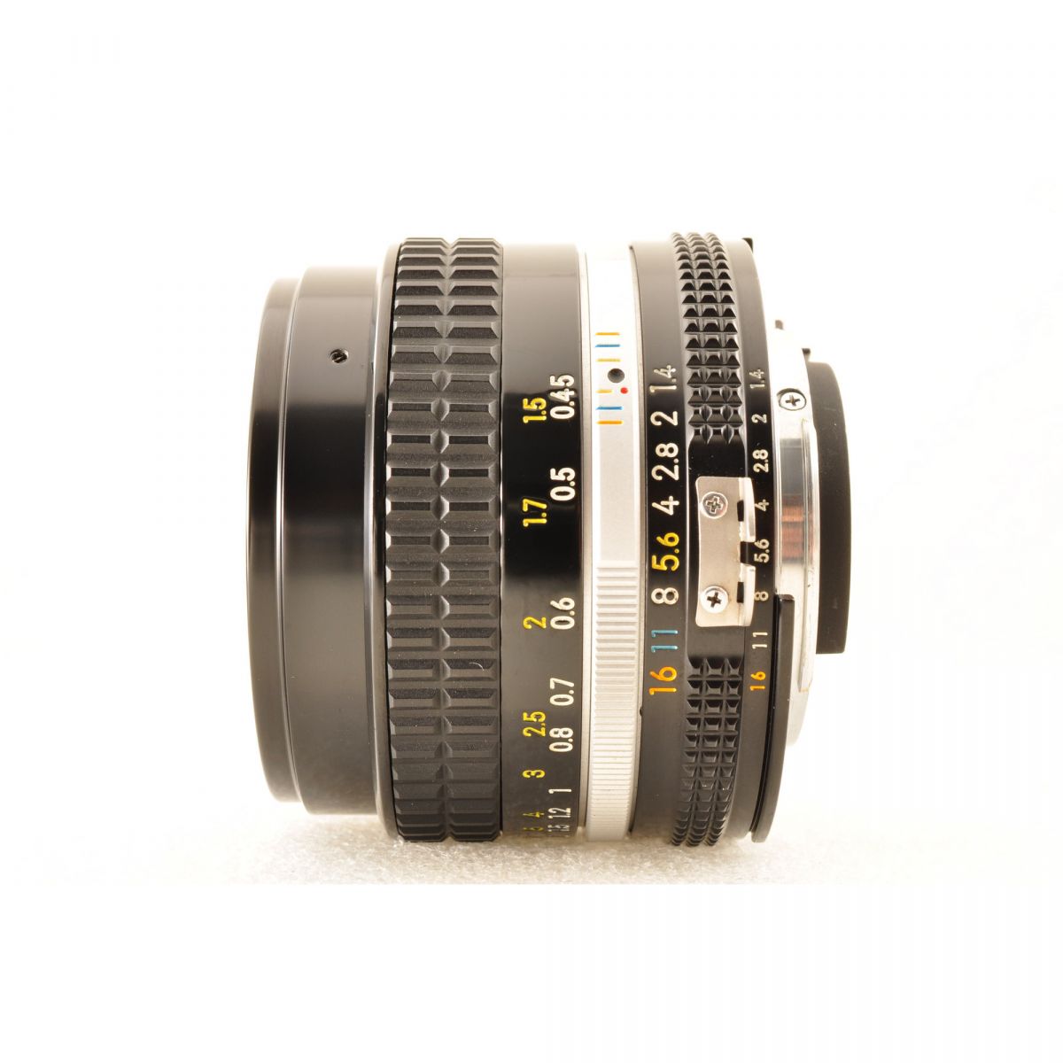 【中古】Nikon Ai-S NIKKOR 50mm f1.4 単焦点 カメラレンズ 交換レンズ フード付き ニコン S/N:5161988