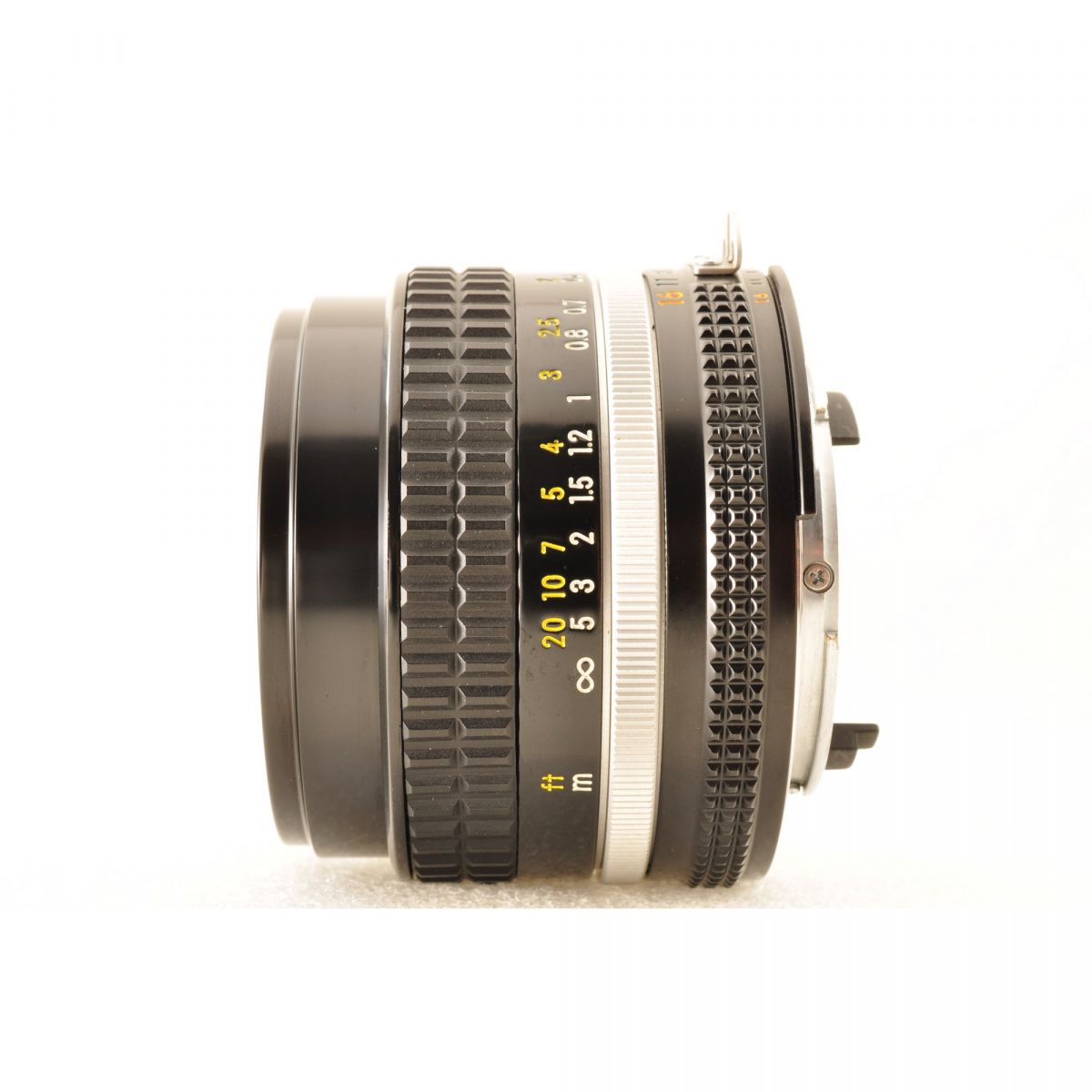 【中古】Nikon Ai-S NIKKOR 50mm f1.4 単焦点 カメラレンズ 交換レンズ フード付き ニコン S/N:5161988