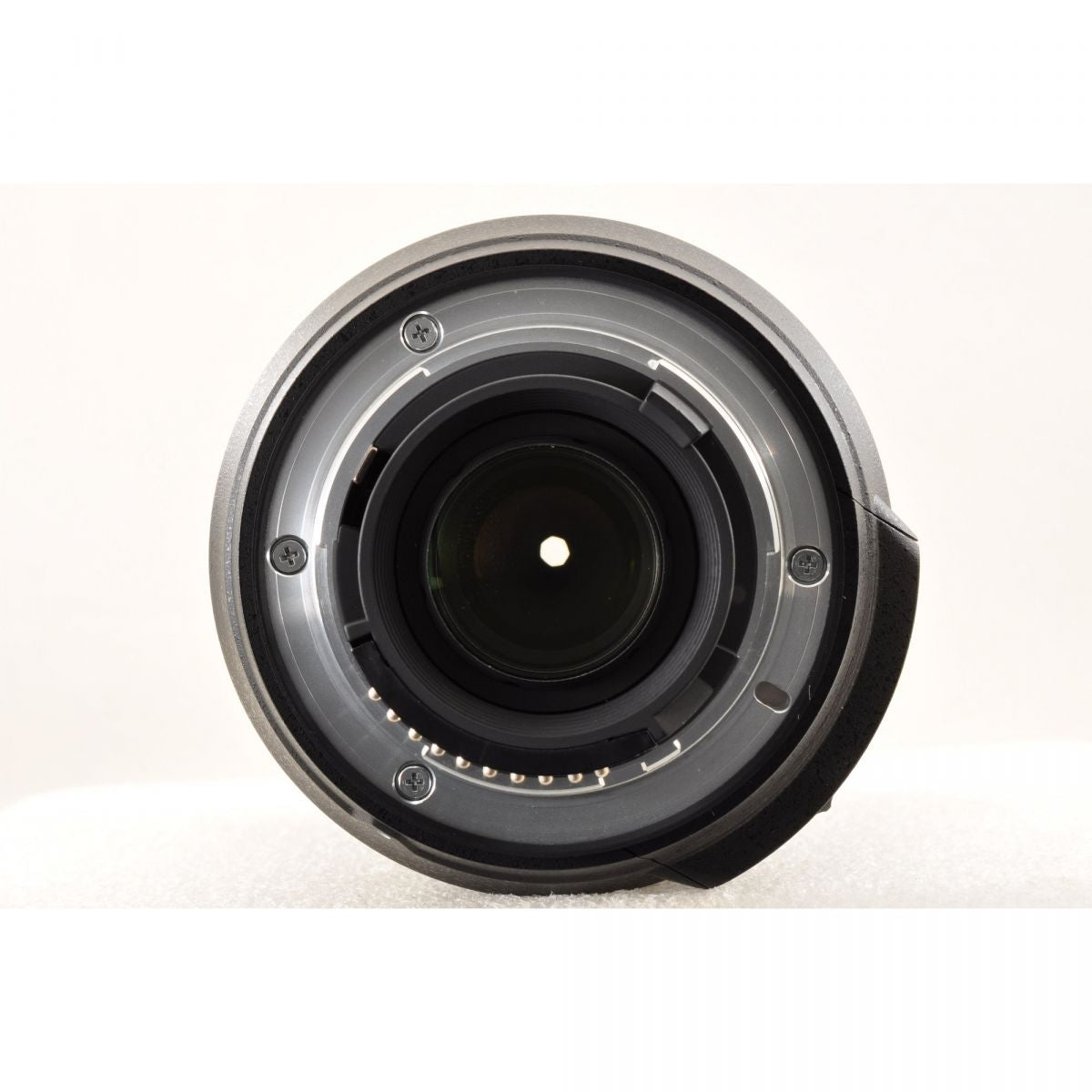 【中古】Nikon AF-S DX NIKKOR 18-200mm f/3.5-5.6G ED VR 高倍率ズームレンズ ニコン S/N: 2607428