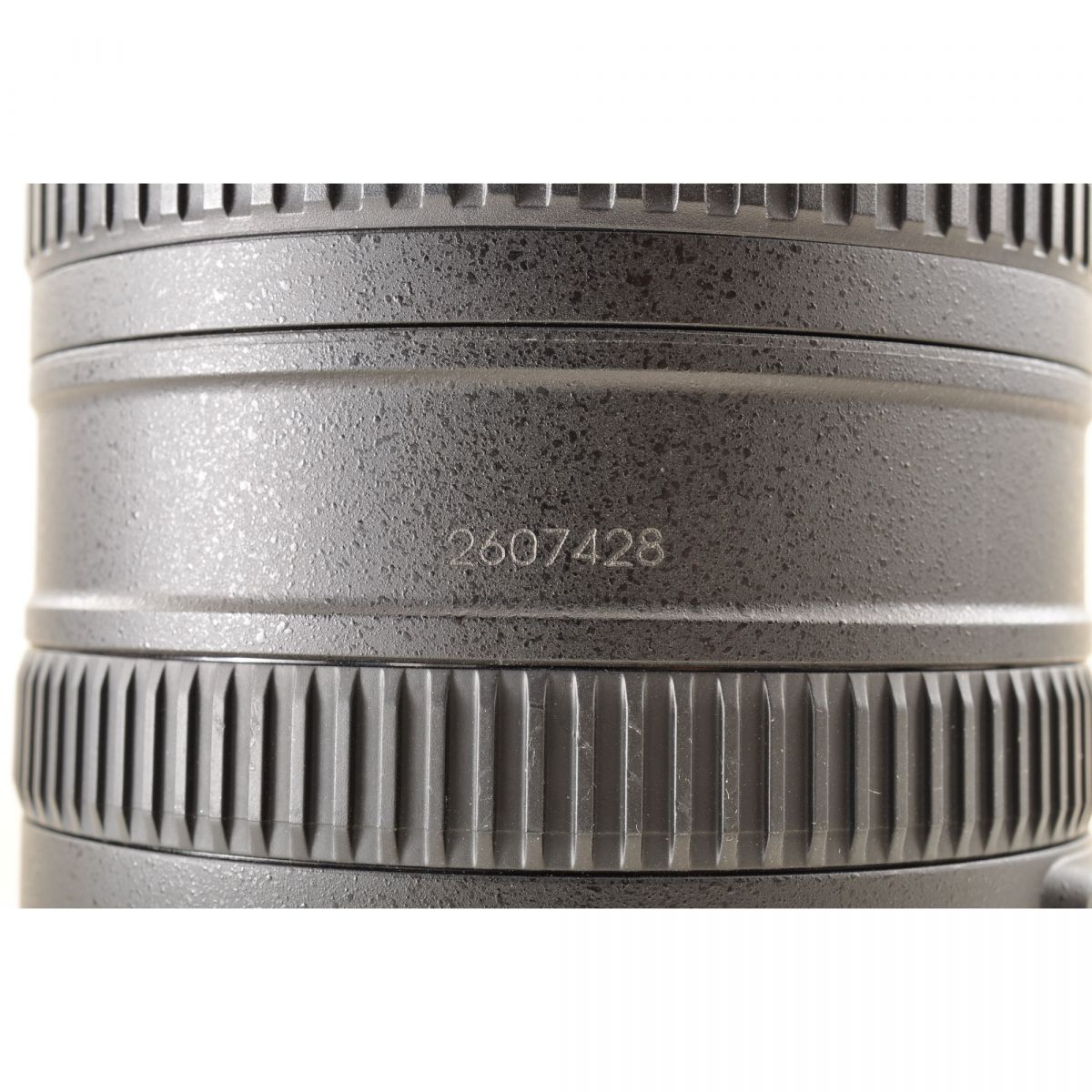 【中古】Nikon AF-S DX NIKKOR 18-200mm f/3.5-5.6G ED VR 高倍率ズームレンズ ニコン S/N: 2607428
