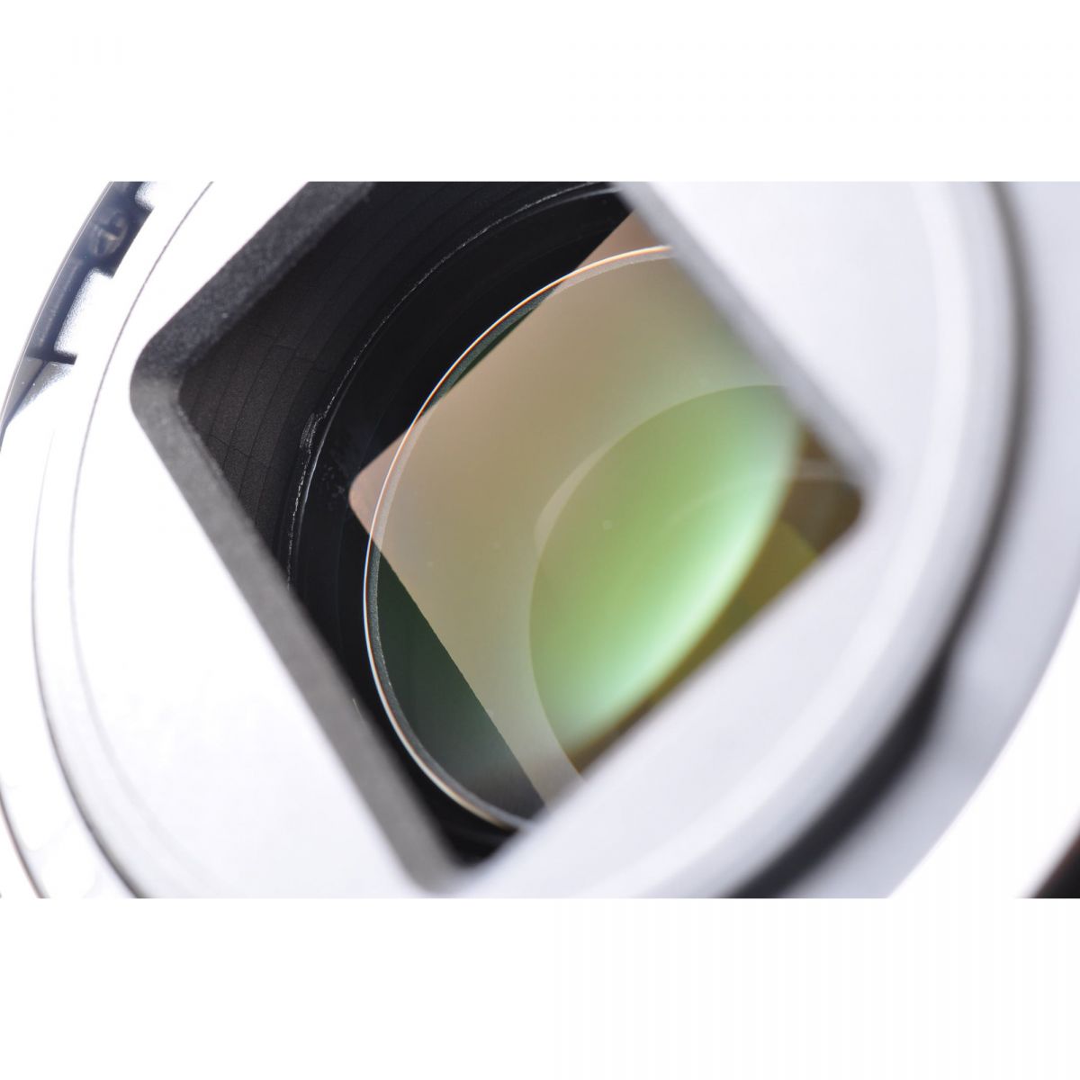 【中古】Sony E 55-210mm f/4.5-6.3 OSS 望遠 ズームレンズ 元箱 フード付 ソニー S/N: 3169870