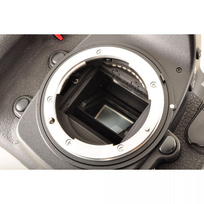 【中古】Nikon D300 1230万画素 デジタル一眼レフカメラ ボディ ニコン S/N: 2008710