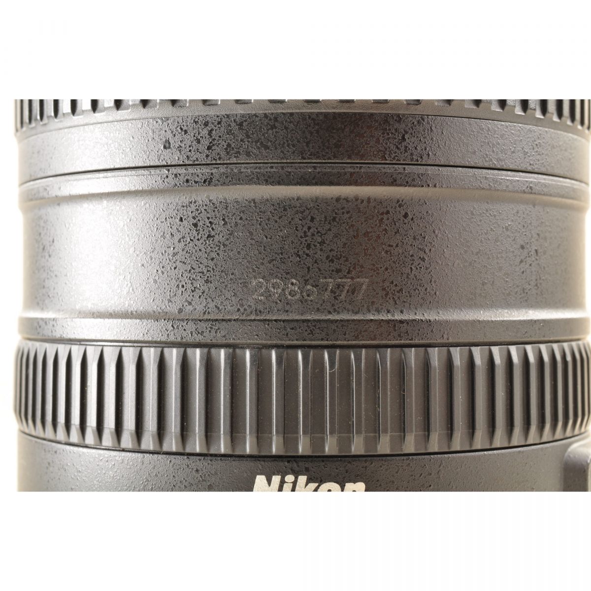 【中古】Nikon AF-S DX NIKKOR 18-200mm f/3.5-5.6G ED VR 高倍率ズームレンズ ニコン S/N: 2986777