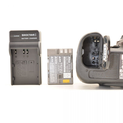 【中古】Nikon D300S 12.3MP 一眼レフ デジタルカメラ ニコン S/N:2001686
