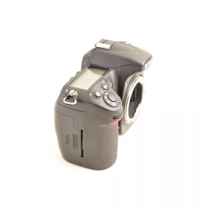 【中古】Nikon D300S 12.3MP 一眼レフ デジタルカメラ ニコン S/N:2001686