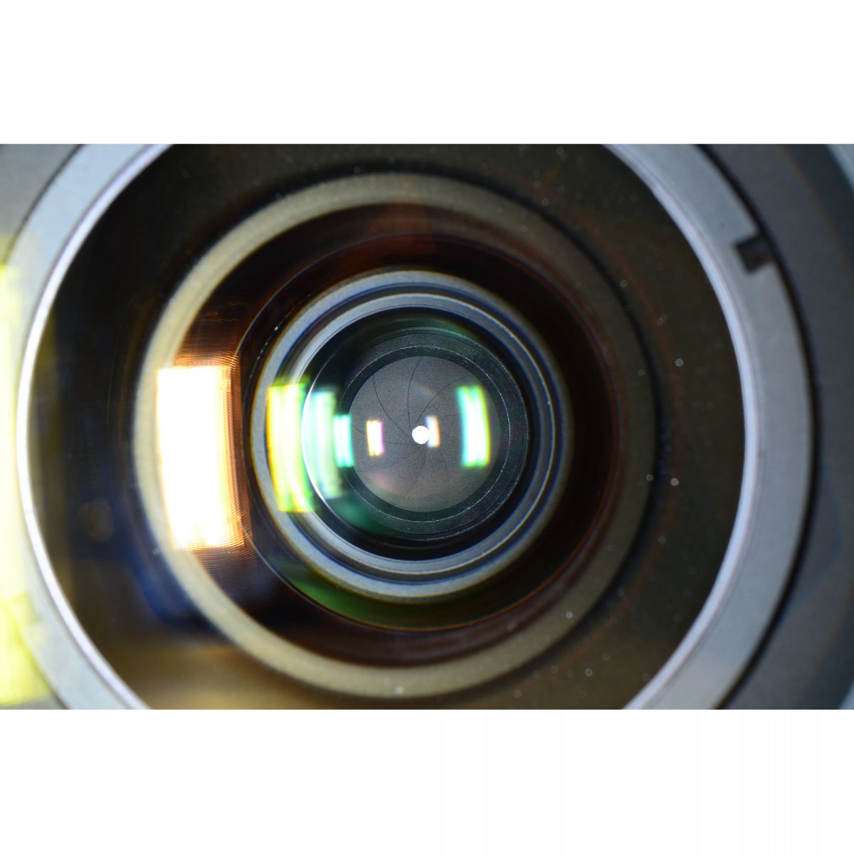 【中古】Nikon AF NIKKOR 24-85mm F2.8-4D IF ズーム カメラレンズ 交換レンズ ニコン S/N:401991