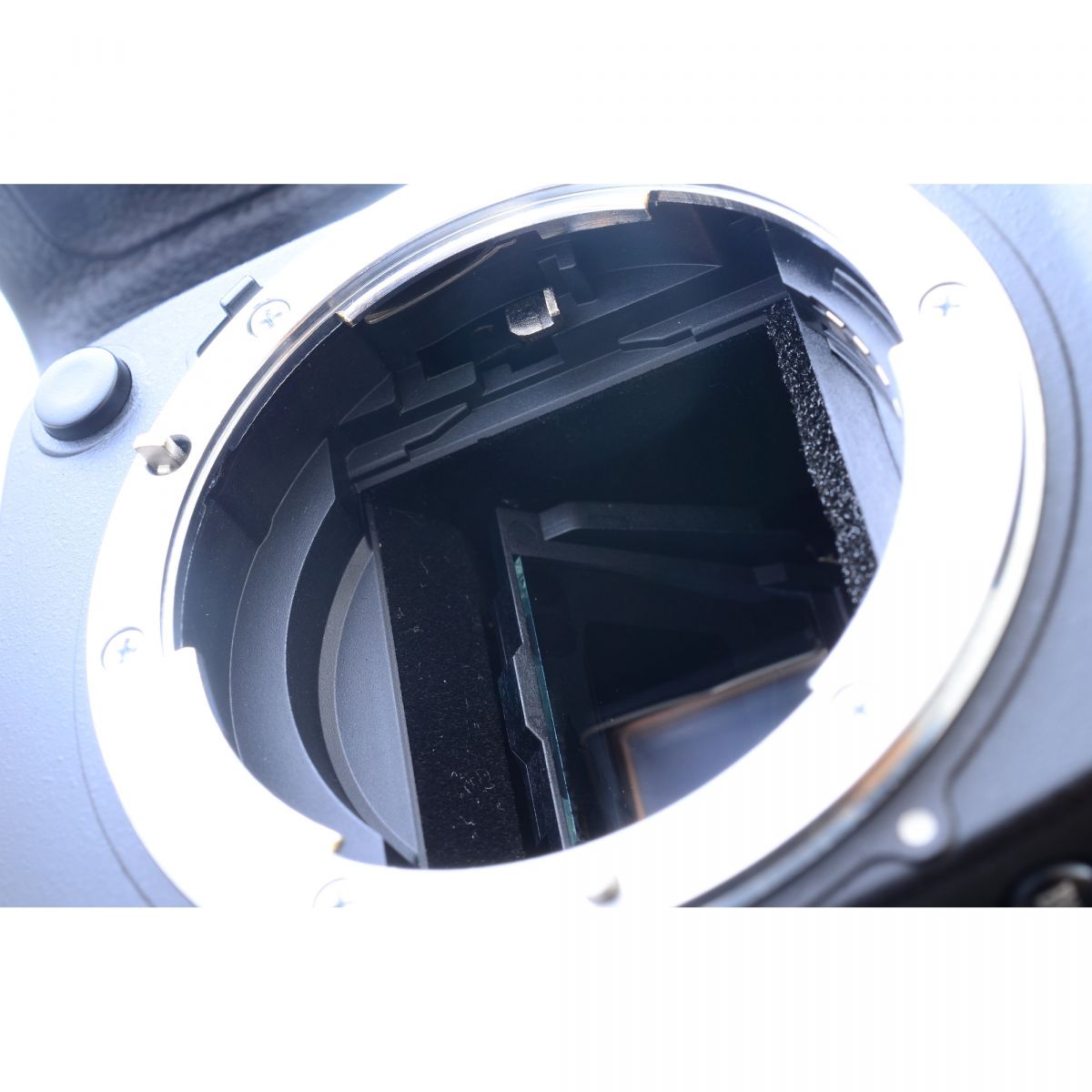 【中古】Nikon D90 12.3MP デジタル 一眼レフ デジタルカメラ ボディ ブラック ニコン S/N:2110624