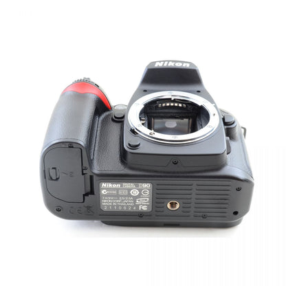 【中古】Nikon D90 12.3MP デジタル 一眼レフ デジタルカメラ ボディ ブラック ニコン S/N:2110624