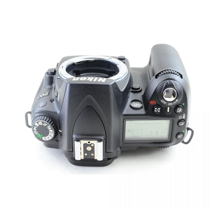 【中古】Nikon D90 12.3MP デジタル 一眼レフ デジタルカメラ ボディ ブラック ニコン S/N:2110624