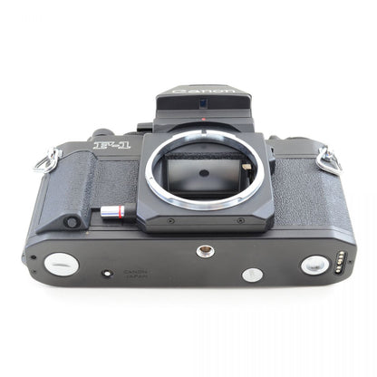 【中古】Canon New F-1 AEファインダー 一眼レフ フィルムカメラ キヤノン S/N:209031