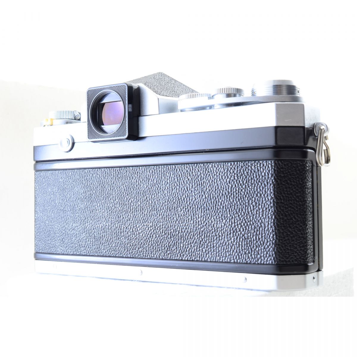 【中古】Nikon F アイレベル シルバー + Nikkor-S.C Auto 50mm f/1.4 非Ai 標準 単焦点レンズ ニコン S/N: 6570324