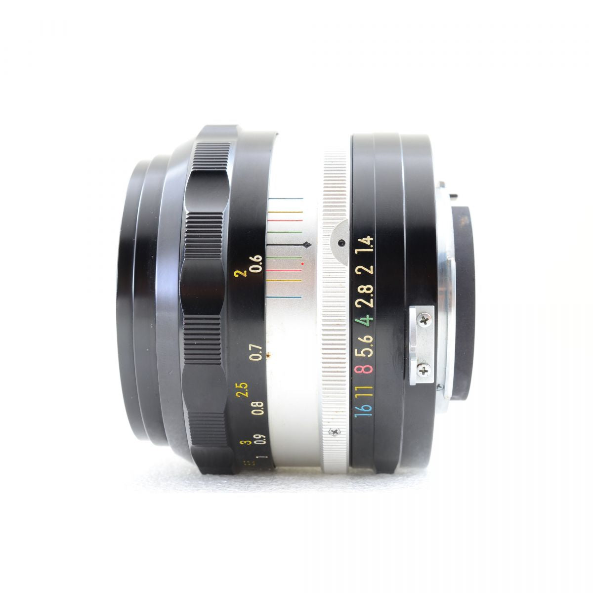 【中古】Nikon F アイレベル シルバー + Nikkor-S.C Auto 50mm f/1.4 非Ai 標準 単焦点レンズ ニコン S/N: 6570324