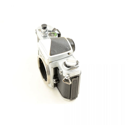 【中古】Nikon F2 アイレベル シルバー フィルムカメラ + Ai-S NIKKOR 28mm f/2.8 広角 単焦点レンズ ニコン S/N: 7148834