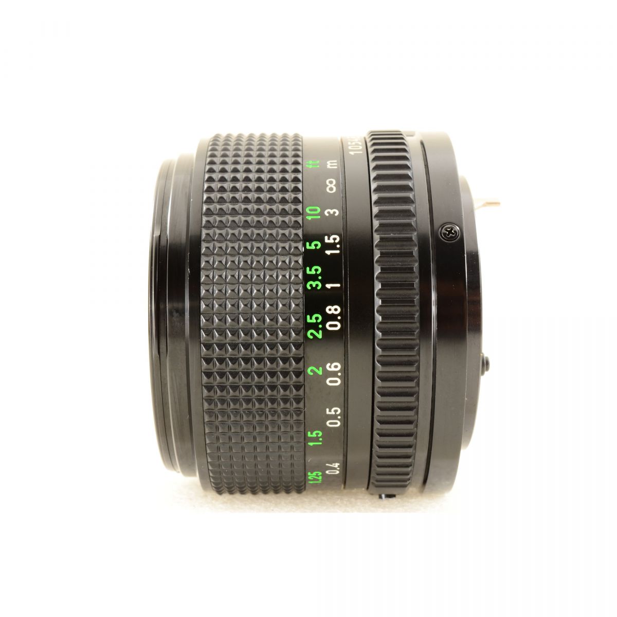 【中古】Canon New F-1 アイレベル 35mm 一眼レフフィルムカメラ + New FD 24mm f/2.8 広角 単焦点レンズ キャノン S/N: 121748