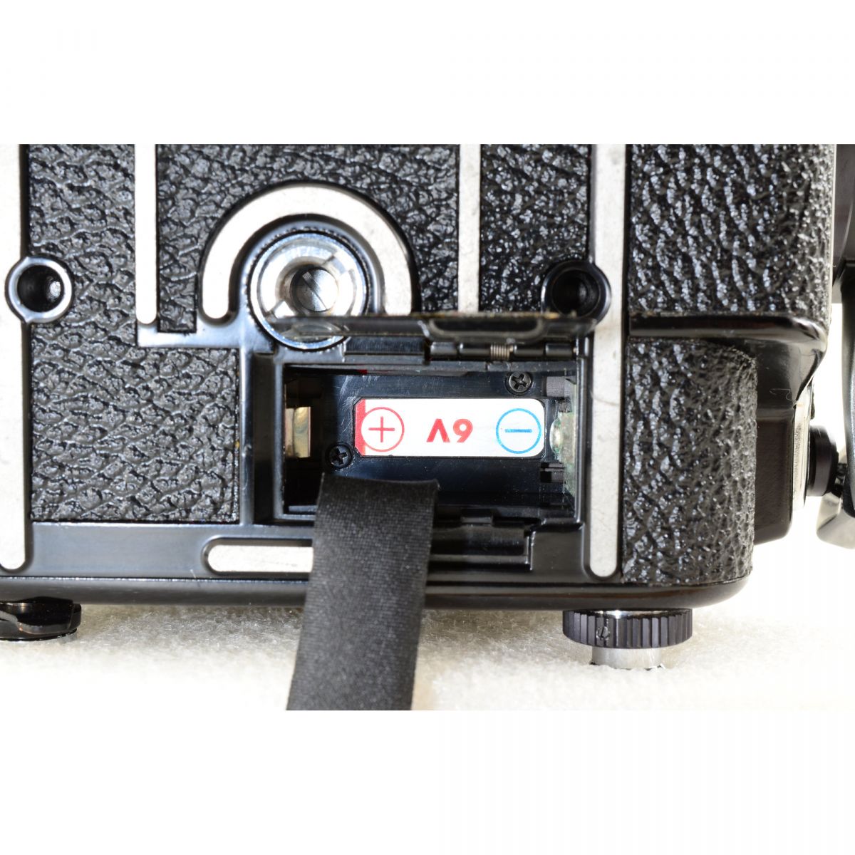 【中古】Mamiya M645 1000S 中判カメラ + CdSプリズムAEファインダー + SEKOR C 45mm f/2.8 単焦点レンズ マミヤ S/N: L26397