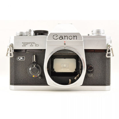 【中古】Canon FTb シルバー 後期 + New FD 50mm f/1.4 標準 単焦点レンズ キャノン S/N: 309257