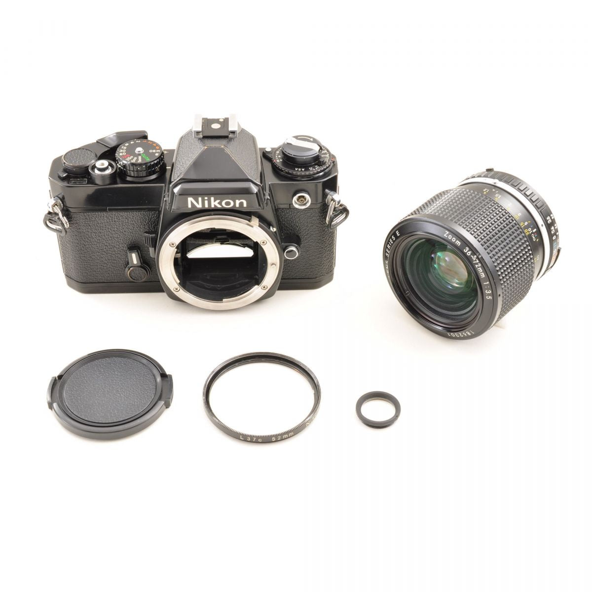 【中古】Nikon FE ブラック 35mm 一眼レフフィルムカメラ + Ai 36-72mm f/3.5 ズームレンズ ニコン S/N: 3539459