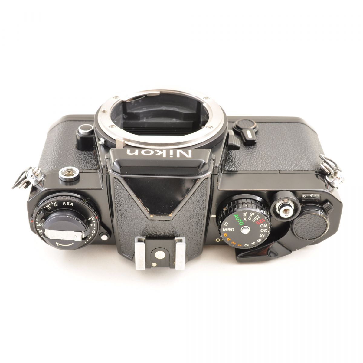 【中古】Nikon FE ブラック 35mm 一眼レフフィルムカメラ + Ai 36-72mm f/3.5 ズームレンズ ニコン S/N: 3539459