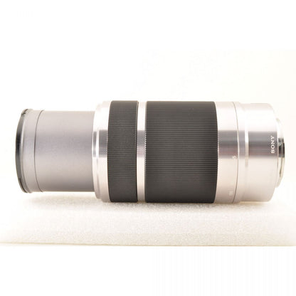 【中古】Sony E 55-210mm f/4.5-6.3 OSS 望遠 ズームレンズ フード付 ソニー S/N: 2290562