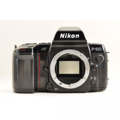 【中古】Nikon F-801 35mm 一眼レフフィルムカメラ + AF Micro-NIKKOR 60mm f/2.8 D マクロ 単焦点レンズ ニコン S/N: 2243535