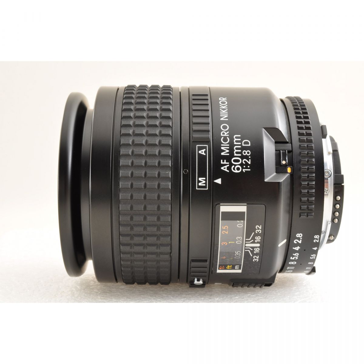 【中古】Nikon F-801 35mm 一眼レフフィルムカメラ + AF Micro-NIKKOR 60mm f/2.8 D マクロ 単焦点レンズ ニコン S/N: 2243535