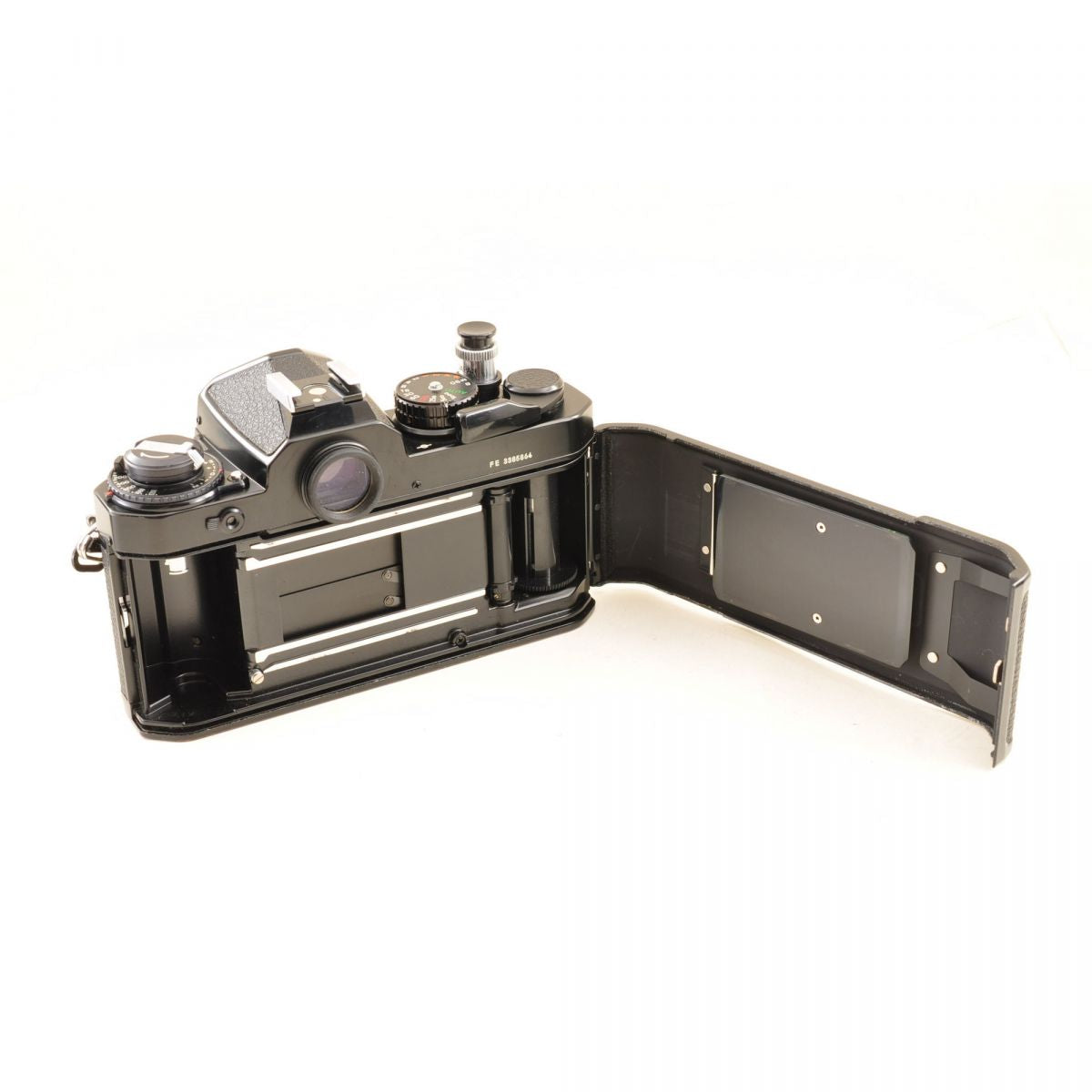 【中古】Nikon FE ブラック 一眼レフ フィルムカメラ ニコン S/N:3385864