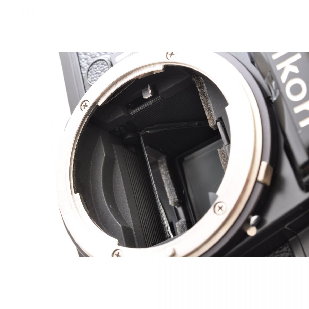 【中古】Nikon FE ブラック 一眼レフ フィルムカメラ ニコン S/N:3385864