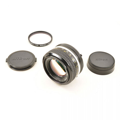 【中古】Nikon Ai Nikkor 50mm f/1.4 単焦点 カメラレンズ 交換レンズ ニコン S/N:4020755