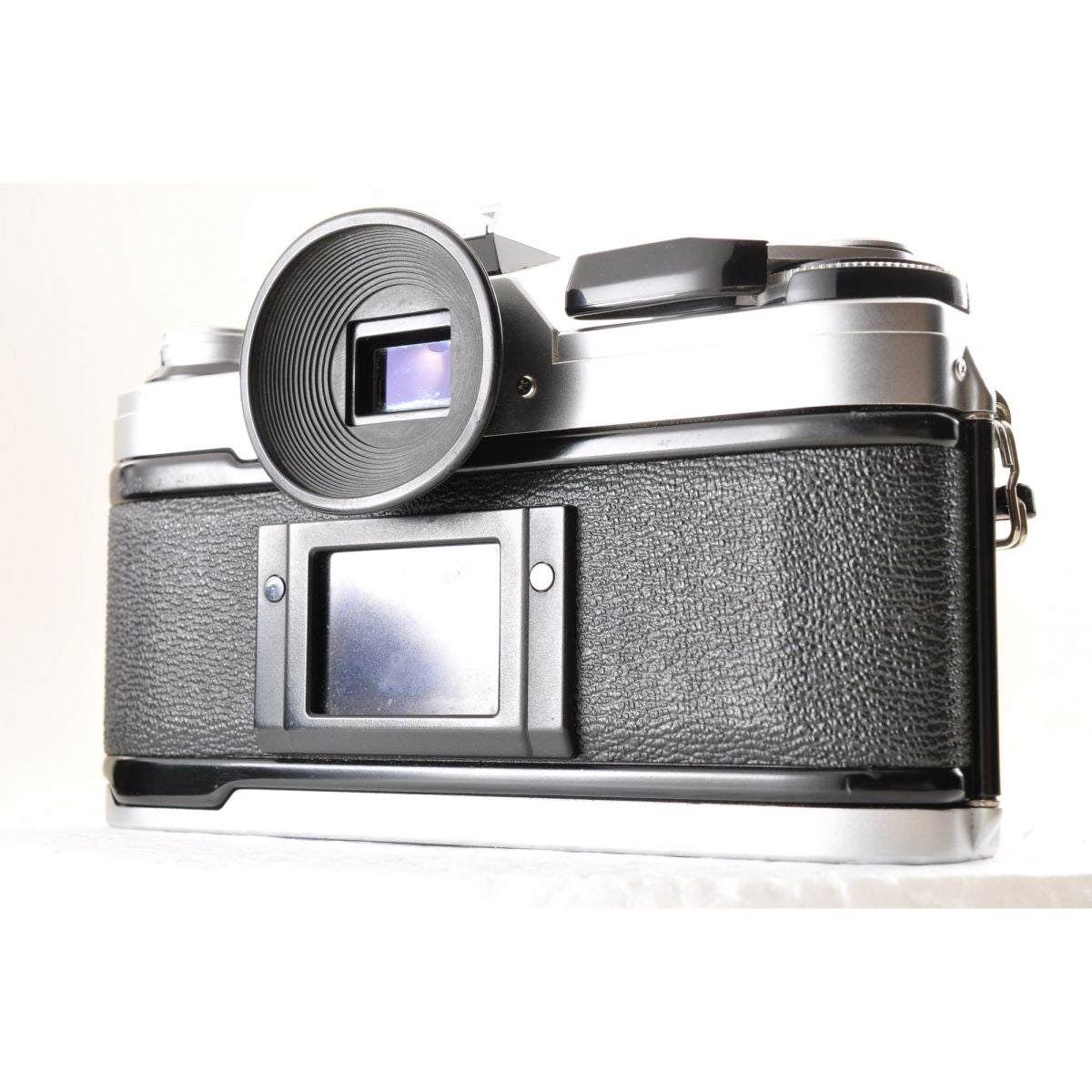 【中古】Canon AE-1 シルバー 一眼レフ 35mm フィルムカメラ キヤノン S/N:5511147