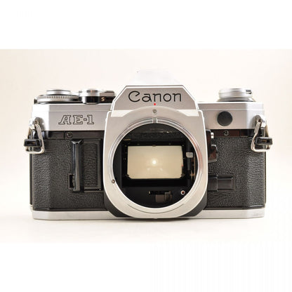 【中古】Canon AE-1 シルバー 一眼レフ 35mm フィルムカメラ キヤノン S/N:5511147
