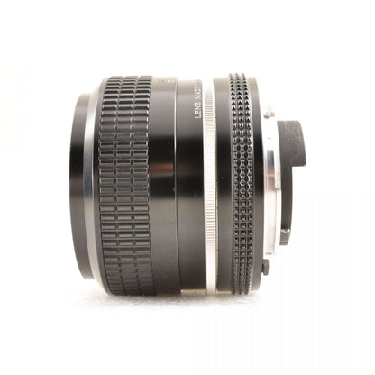【中古】Nikon Ai Nikkor 24mm f/2.8 単焦点 フード付き カメラレンズ 交換レンズ ニコン S/N:509334