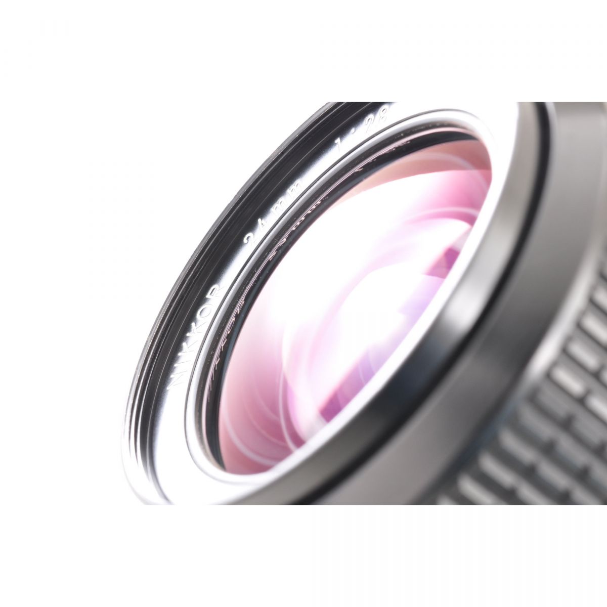 【中古】Nikon Ai Nikkor 24mm f/2.8 単焦点 フード付き カメラレンズ 交換レンズ ニコン S/N:509334