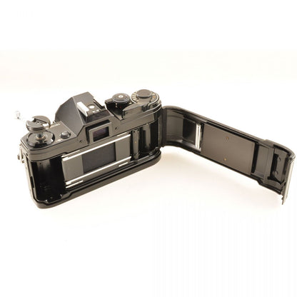 【中古】Canon AE-1 ブラック 一眼レフ フィルムカメラ キヤノン S/N:4465094