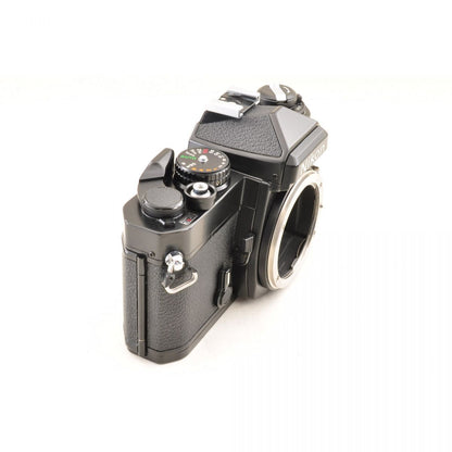 【中古】Nikon FE ブラック 一眼レフ フィルムカメラ ニコン S/N:4116909