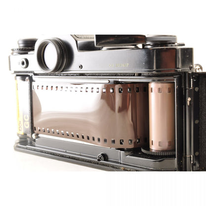 【中古】Nikon FE ブラック 35mm 一眼レフ フィルムカメラ ニコン S/N:3331687