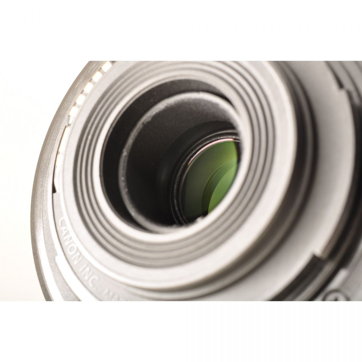 【中古】Canon EF-S 55-250mm F4-5.6 IS II ズーム カメラレンズ 交換レンズ キヤノン S/N:8611024233