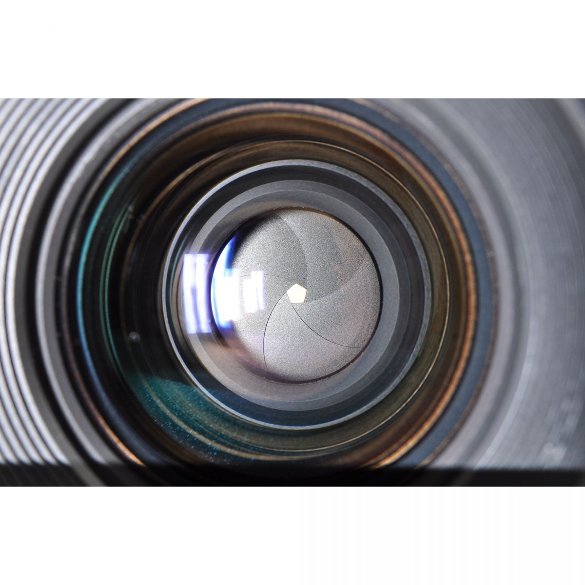 【中古】Canon New FD 28mm f/2.8 広角 単焦点レンズ キャノン S/N: 19867