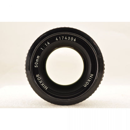 【中古】Nikon Ai Nikkor 50mm f/1.4 単焦点 カメラレンズ 交換レンズ ニコン S/N:4174304
