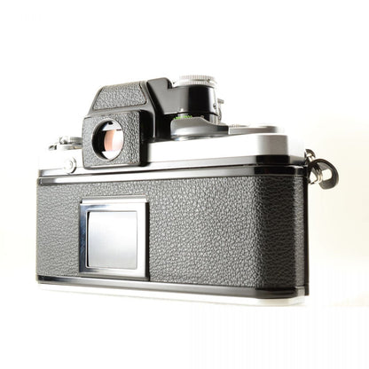 【中古】Nikon F2 フォトミック シルバー DP-1 一眼レフ フィルムカメラ + New Nikkor 50mm f/1.4 非Ai 標準 単焦点レンズ ニコン S/N: 7679251