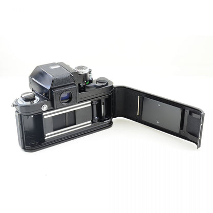 【中古】Nikon F2 フォトミック ブラック DP-1 35mm 一眼レフ フィルムカメラ ボディ ニコン S/N: 7134440