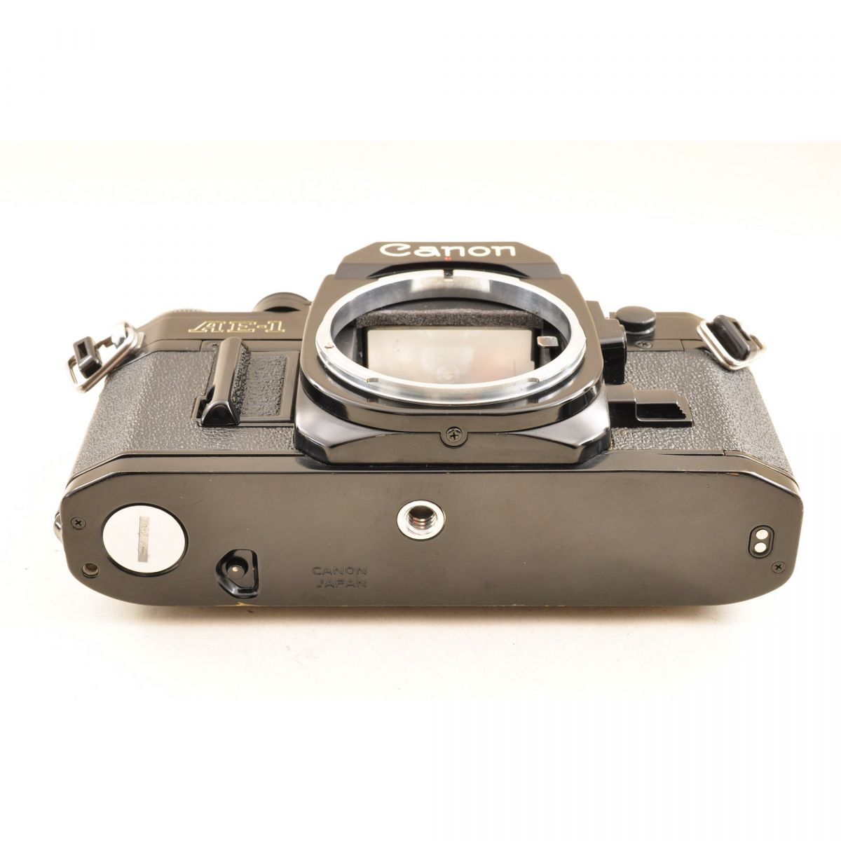 【中古】Canon AE-1 ブラック 一眼レフ 35mm フィルムカメラ キヤノン S/N:4436511